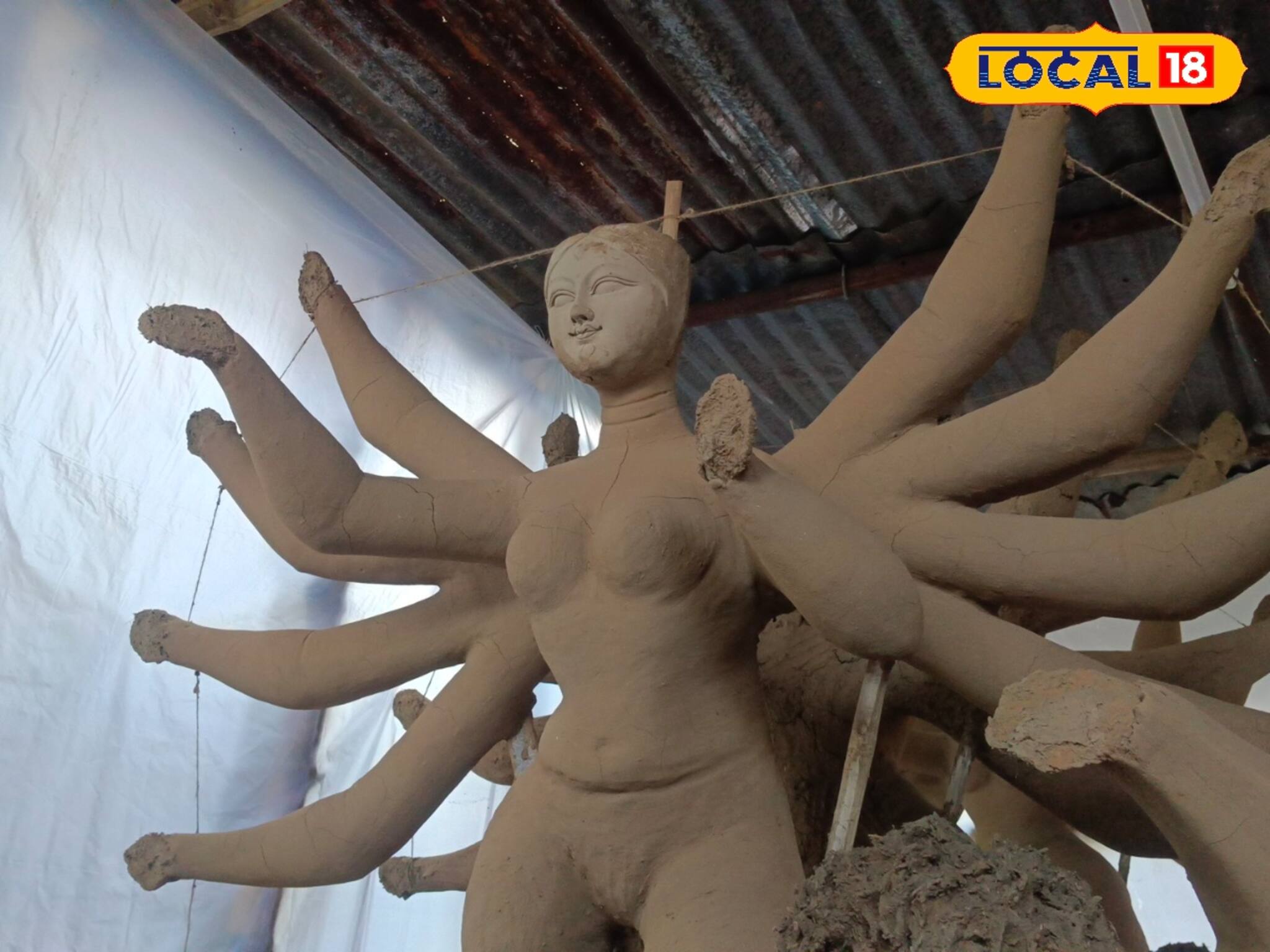 বাড়তি সতর্কতা! আবহাওয়ার উন্নতি হতেই ব্যস্ত কুমোরপাড়া