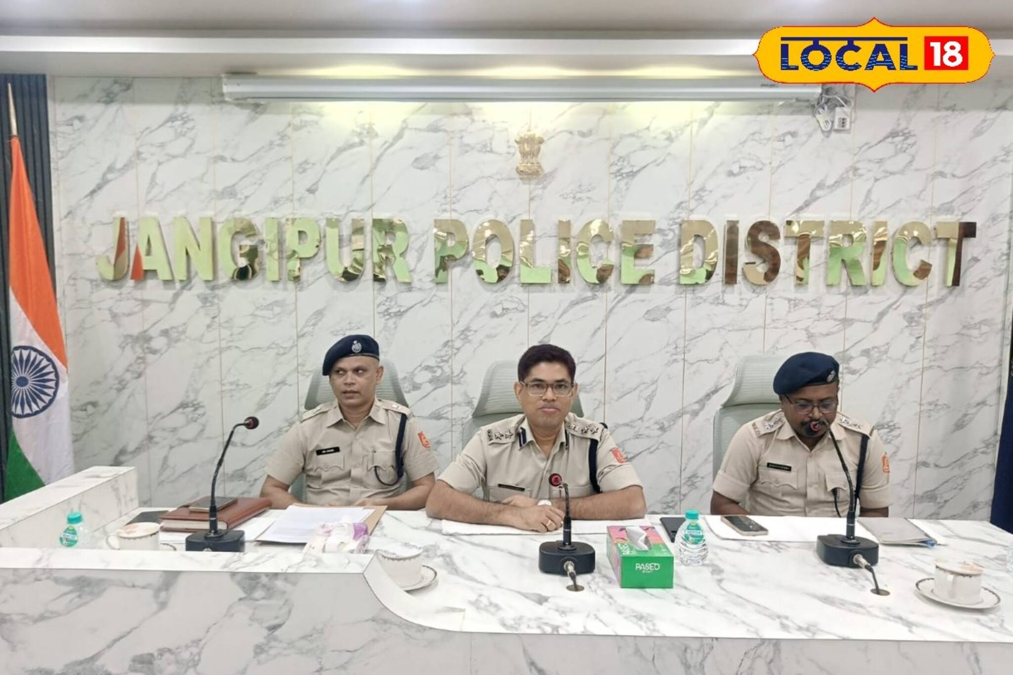 পুলিশের শীর্ষ কর্তার নামে ফেসবুকে ভুয়ো অ্যাকাউন্ট! টাকা হাতিয়ে গ্রেফতার ৩