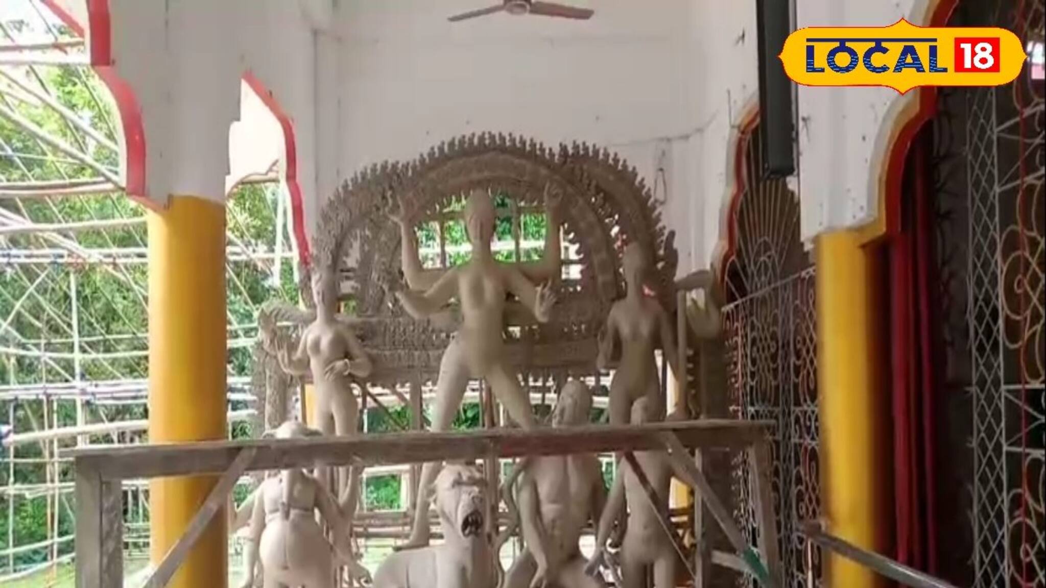 ৫০০ বছরের প্রাচীন উৎমাইচণ্ডী দুর্গাপুজো,পুজোর ক'দিন মন্দির চত্বরে জমজমাট মেলা