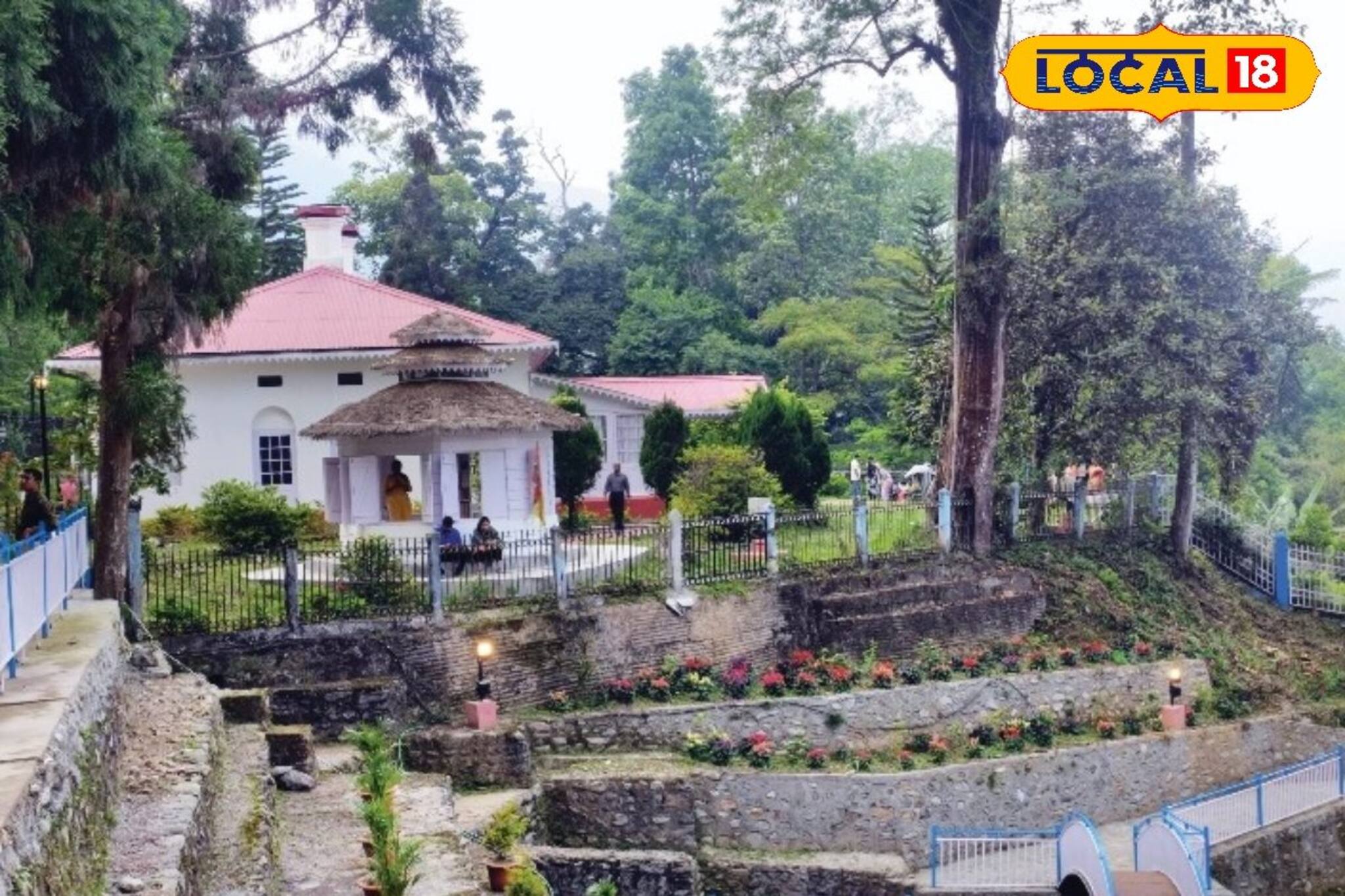 নিরিবিলিতে পুজো কাটাতে চান? ঘুরে আসুন এই পাহাড়ি গ্রামে, নস্ট্যালজিয়া ঘিরে রাখবে