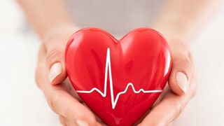 শুধু বার্ধক্যেই নয়, শিশুকাল থেকেই যত্নে রাখতে হবে হৃদযন্ত্রকে (Representative Image)