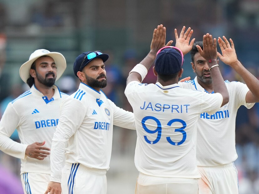 এই পরিস্থিতিতে প্রথম টেস্টে ভারতের প্রথম একাদশ কেমন হবে তা নিয়ে রয়েছে বিস্তর জল্পনা। ব্যাটিং লাইন কেমন হবে, অলরাউন্ডার হিসেবে কতজন খেলবেন,  বোলিং কম্বিনেশন কেমন হবে তা নিয়ে  সকলের কৌতুহল রয়েছে।