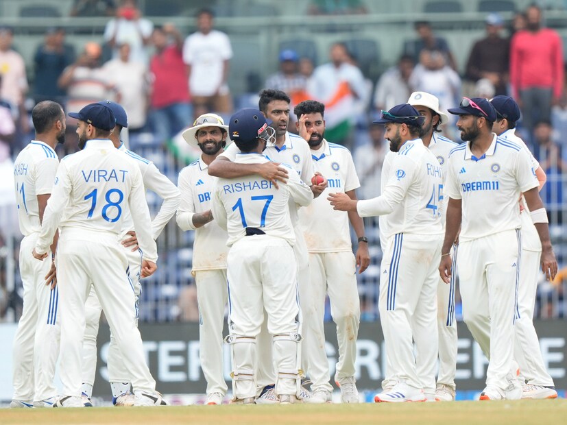 বেঙ্গালুরুর পিচে পেসাররা সাহায্য পেয়েছে। যা বুঝতে ভুল করেছিলেন রোহিত শর্মা। তবে পুণেতে কালো মাটির পিচ হবে বলেই মনে করা হচ্ছে। ফলে স্পিনাররা বাড়তি সাহায্য পাবে। ঘরের মাঠে পুরনো অস্ত্রই ভরসা ভারতীয় দলের।