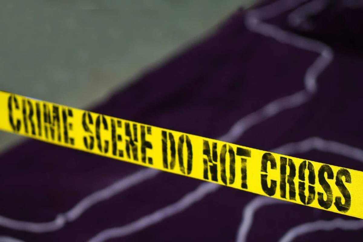 Kolkata Death Mystery: কলকাতায় ভয়ঙ্কর ঘটনা! গল্ফগ্রিন থেকে উদ্ধার তরুণীর গলাকাটা দেহ Kolkata Death Mystery: কলকাতায় ভয়ঙ্কর ঘটনা! গল্ফগ্রিন থেকে উদ্ধার তরুণীর গলাকাটা দেহ