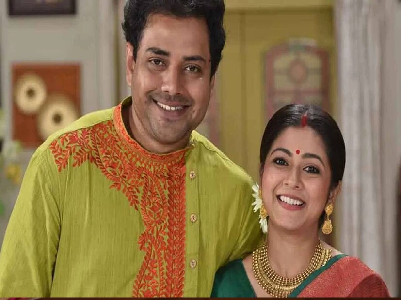 তথাগত বলেন, ‘‘আমি আর পায়েল তিন বছর বাদে আবার জুটি হিসেবে কাজ করছি। এর আগে ২০২১ সালে দেশের মাটি ধারাবাহিকে কাজ করেছিলাম। আমাদের মধ্যে ভাল বোঝাপড়া রয়েছে। খুব ভাল বন্ধু আমরা। তাই কাজ করতেও সুবিধা হবে।’’