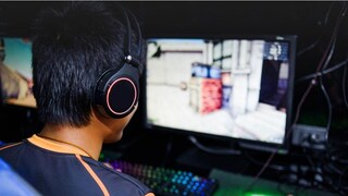 সন্তান কি মোবাইলে গেম খেলে? খুব সাবধান! এই গেমের কারণেই মিলল ছাত্রের ফালা ফালা দেহ