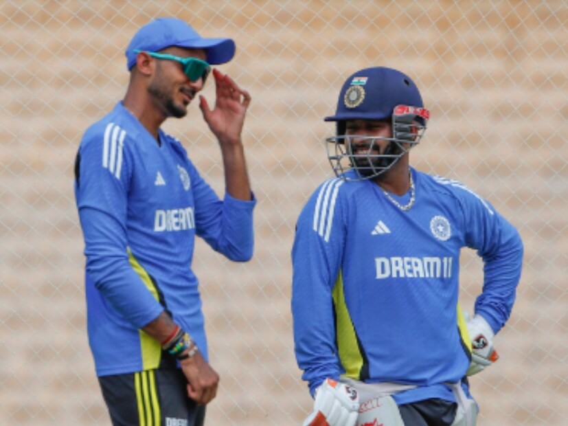 ভারতীয় টেস্ট দলে প্রায় ২ বছর পর ফিরেছেন ঋষভ পন্থ। সাদা বলের ক্রিকেটে নিজেকে ফিট প্রমাণ করলেও এবার পাঁচ দিনের চ্যালেঞ্জ পন্থের কাছে। (Photo Courtesy- BCCI X)