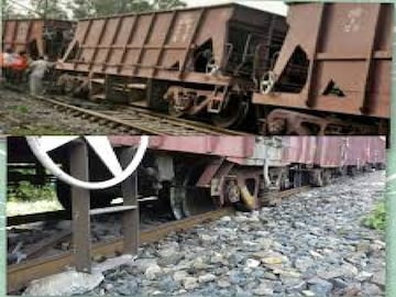 ফারাক্কার খোদাবন্দপুরে চলন্ত মালগাড়ি থেকে বিচ্ছিন্ন বগি! বড়সড় দুর্ঘটনা থেকে রক্ষা