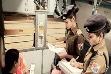 কন্ট্রোল রুমে লাইভ ফিড মনিটরিং,মহিলা যাত্রীদের নিরাপত্তা ব্যবস্থা আরও জোরদার