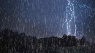  সড়ক পথে বাঁকুড়ার সঙ্গে ঝাড়গ্রামের যোগাযোগ সম্পূর্ণ বন্ধ হয়ে গিয়েছে