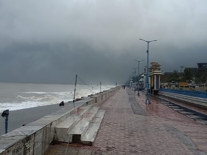 ১০ সেপ্টেম্বর মঙ্গলবার দিঘা-সহ পূর্ব মেদিনীপুর জেলার আকাশ মেঘলা। রাত থেকে ভোর পর্যন্ত বৃষ্টি হয়েছে। দিঘা-সহ পূর্ব মেদিনীপুর জেলায় ভারী বৃষ্টির সম্ভাবনা হাওয়া অফিসের রিপোর্ট। জেলায় বৃষ্টির পরিমাণ প্রায় ৩৫ মিলিমিটার।