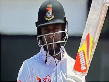শাকিব আল হাসানকে নিয়ে তোলপাড় নেটদুনিয়া 