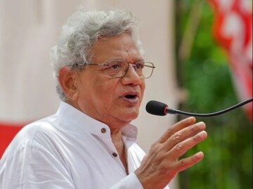 সিপিআইএমের সাধারণ সম্পাদকের মৃত‍্যতে শোক প্রকাশ করেছেন একাধিক রাজনৈতিক ব‍্যক্তিত্ব। বাংলার মুখ‍্যমন্ত্রী মমতা বন্দ‍্যোপাধ‍্যায়, কংগ্রেস নেতা রাহুল গান্ধি, তৃণমূল নেতা অভিষেক বন্দ‍্যোপাধ‍্যায়-সহ একাধিক ব‍্যক্তিত্ব শোকাহত প্রবীণ নেতার প্রয়াণে। 