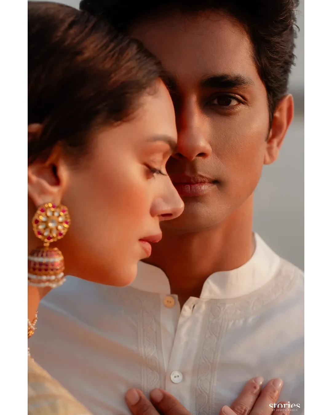 অদিত রাও হায়দারি জানান, সিদ্ধার্থ তাঁকে এই স্কুলেই প্রপোজ করেছিলেন। (Photo-Instagram)