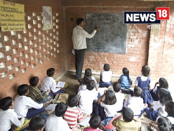 লাঠির আঘাতে চোখ নষ্ট খুদে শিক্ষার্থীর, পরিবারকে জাল চেক দিল অভিযুক্ত প্রধান শিক্ষক! 