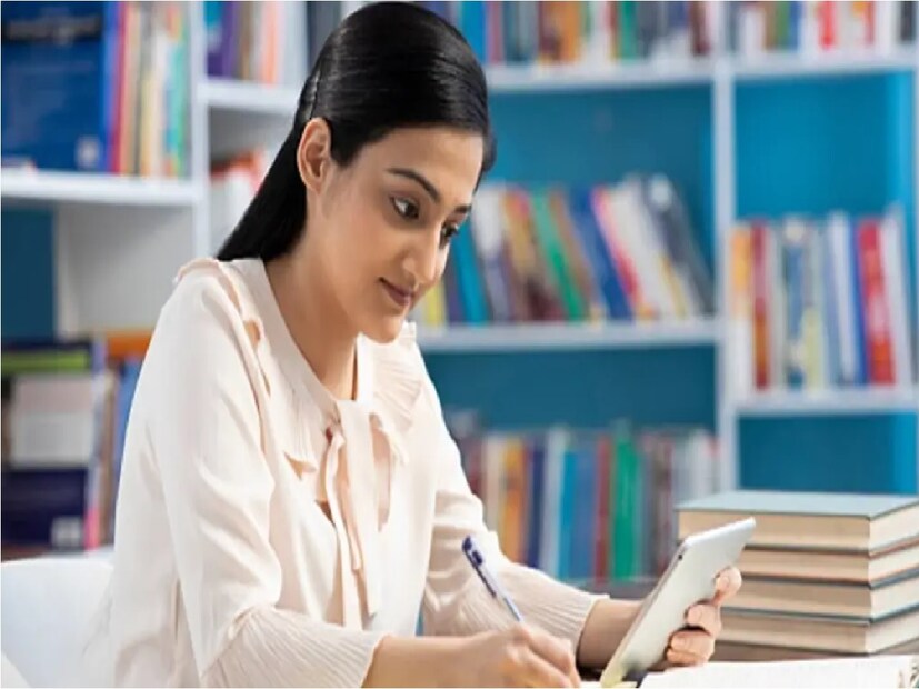 এই প্রশ্ন ইউপিএসসি-তে করা হওয়ার পর এই উত্তরটিই চেয়েছিলন প্রশ্নকর্তারা৷ ভারতীয় ট্র্যাডিশনের ধারা মেনে তাৎক্ষণিক বুদ্ধিমত্তার পরিচয় দিয়েই উত্তর দিতে হত পরীক্ষা দিতে আসা ব্যক্তিদের৷ Photo- Representative