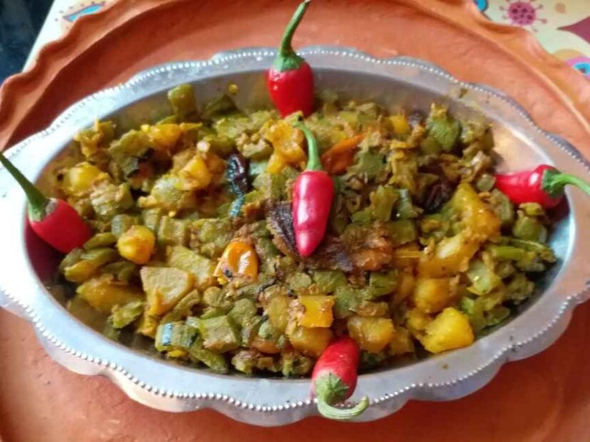 এটি শরীরে কম ক্যালরি শক্তি সরবরাহ করে। এটি ডায়াবেটিসের জন্য একটি ঔষধ। এটি পেটের সমস্যা, গ্যাস, ক্র্যাম্পও দূর করে। এবং হজমশক্তি উন্নত করে। এর পাশাপাশি এটি ত্বক ও চুলের জন্যও খুব উপকারী। এর পাশাপাশি ডায়রিয়ার ব্যবহারেও উপকার পাওয়া যায়। ( Disclaimer: এই প্রতিবেদনটি কেবলমাত্র সাধারণ তথ্যের জন্য, তাই বিস্তারিত জানতে হলে সর্বদা বিশেষজ্ঞের পরামর্শ নিন)