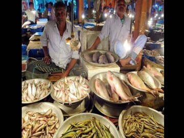 সস্তায় পাতে ইলিশ-চিংড়ি!