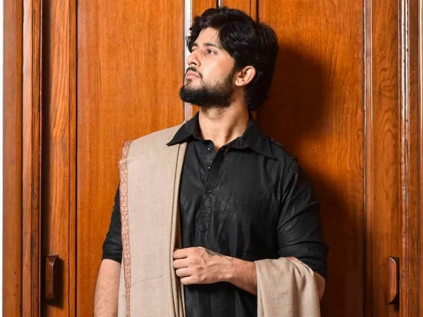 বিয়ের চার মাস কাটতে না কাটতেই পর্দায় ফিরছেন আদৃত রায়। আদৃত রায়, বড়পর্দা থেকে ছোটপর্দা, সর্বত্র কাজ করেছেন তিনি। তবে, তাঁর কেরিয়ারে বড় সাফল‍্য এনেছিল ‘মিঠাই’ ধারাবাহিক।