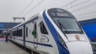 
হাওড়া থেকে ছুটবে আরও একটি বন্দে ভারত! পুজোর আগে বড় সুখবর, কয়েক ঘণ্টায় পৌঁছে যাবেন কোন পড়শি রাজ‍্যে?