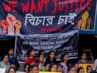 ধর্ষকদের দ্রুত সাজা, আজই বিধানসভায় ‘অপরাজিতা’ বিল নিয়ে আলোচনা