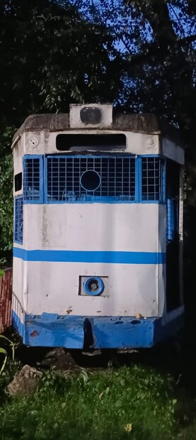 রাজ‍্যের পরিবহণ মন্ত্রী স্নেহাশিস চক্রবর্তী জানালেন, ট্রাম চালাতে বিভিন্ন ধরণের সমস‍্যার সম্মুখীন হতে হচ্ছে। যানজট তৈরি হচ্ছে। দ্রুত গতির যুগে ধীরে চলা ট্রামের কারণে রাস্তায় সমস‍্যা বাড়ছে।
