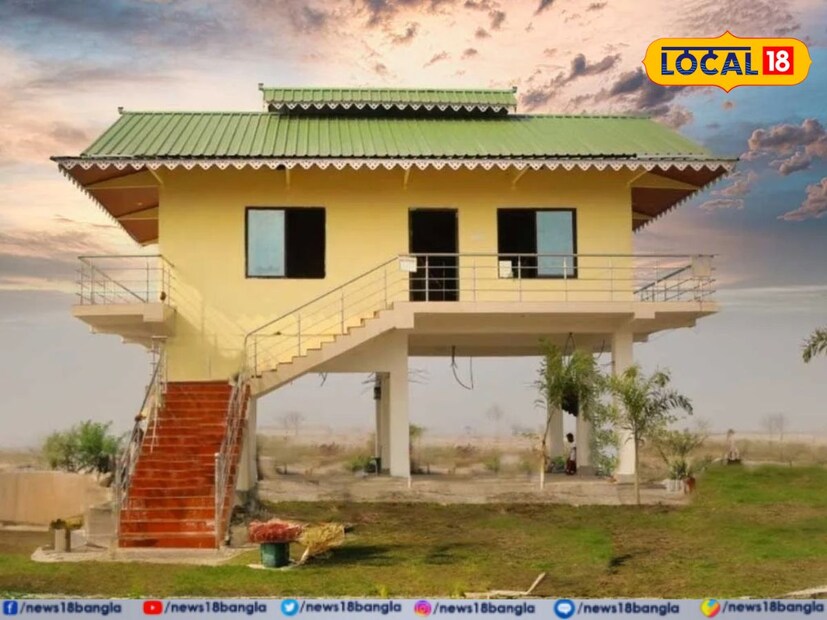 পুজোর মরসুমে ঘুরতে যেতে ইচ্ছে করলেও পকেটের কথা ভাবছেন? খুবই কম খরচে মন ভাল করা ডুয়ার্সের কাছেপিঠে টুরিস্ট স্পটের খোঁজ রইল। ঘুরতে যাওয়া মানে সুন্দর পরিবেশ উপভোগের পাশাপাশি পেট পুরে খাওয়া দাওয়া। 