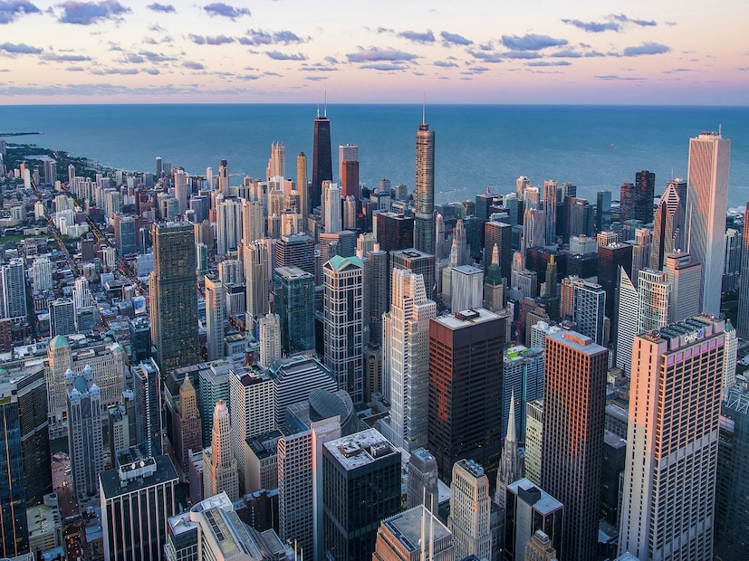 চাকরি, উচ্চশিক্ষা-সহ বিভিন্ন কারণে দেশের মানুষ পাড়ি দেন বিদেশে। তবে নিজের জায়গা ছেড়ে সম্পূর্ণ অন্য একটা দেশে গিয়ে বসবাস করা কিন্তু সহজ নয়। কিন্তু প্রবাসীদের জন্য বিশ্বের সবথেকে দামি দেশগুলি কী কী, সেই তালিকায় দেখে নেওয়া যাক। Representative Image চাকরি, উচ্চশিক্ষা-সহ বিভিন্ন কারণে দেশের মানুষ পাড়ি দেন বিদেশে। তবে নিজের জায়গা ছেড়ে সম্পূর্ণ অন্য একটা দেশে গিয়ে বসবাস করা কিন্তু সহজ নয়। কিন্তু প্রবাসীদের জন্য বিশ্বের সবথেকে দামি দেশগুলি কী কী, সেই তালিকায় দেখে নেওয়া যাক। Representative Image