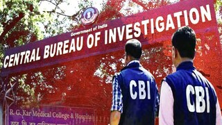 আরজি কর কাণ্ডের তদন্ত কোন পথে? তদন্তকারী ৪ অফিসারকে জিজ্ঞাসাবাদ করল CBI আরজি কর কাণ্ডের তদন্ত কোন পথে? তদন্তকারী ৪ অফিসারকে জিজ্ঞাসাবাদ করল CBI