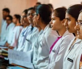 ডাক্তারি পড়তে মাত্র ২০হাজার টাকা?MBBS ডিগ্রির ফুল ফর্ম কী?বলতে হোঁচট খাবেন