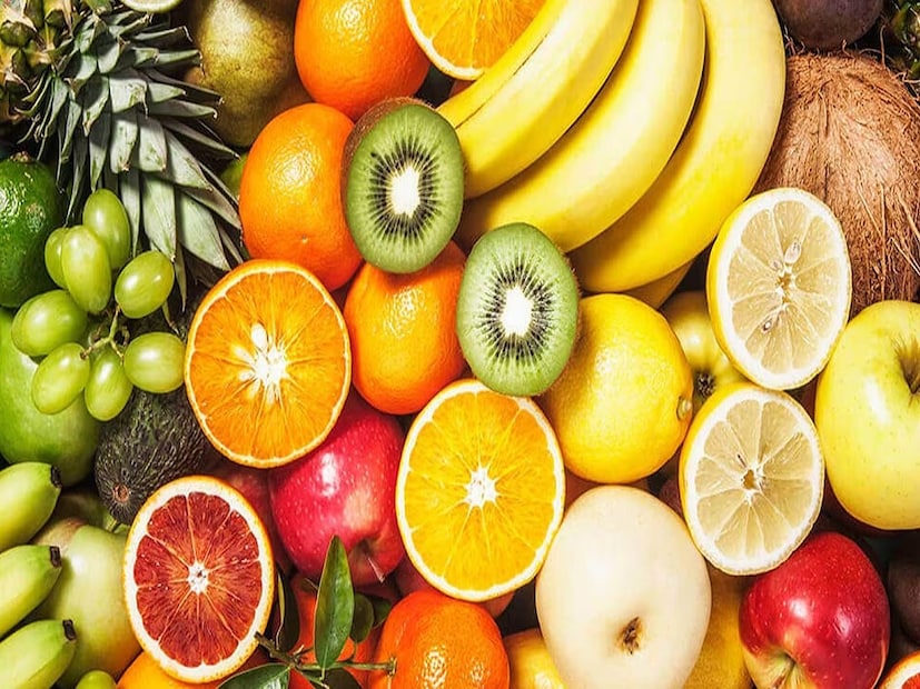 প্রায়শই পেঁপে এবং আম কাগজ দিয়ে মুড়িয়ে রাখা হয়। শুধু আম ও পেঁপেই নয়, বেশিরভাগ ফলেই এটি করা হয়। এখন প্রশ্ন হলো ফলগুলো কাগজে মুড়িয়ে রাখা হয় কেন?