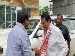 দুই নেতার সাক্ষাৎ