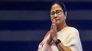  মুখ্যমন্ত্রী মমতা বন্দ্যোপাধ্যায় 