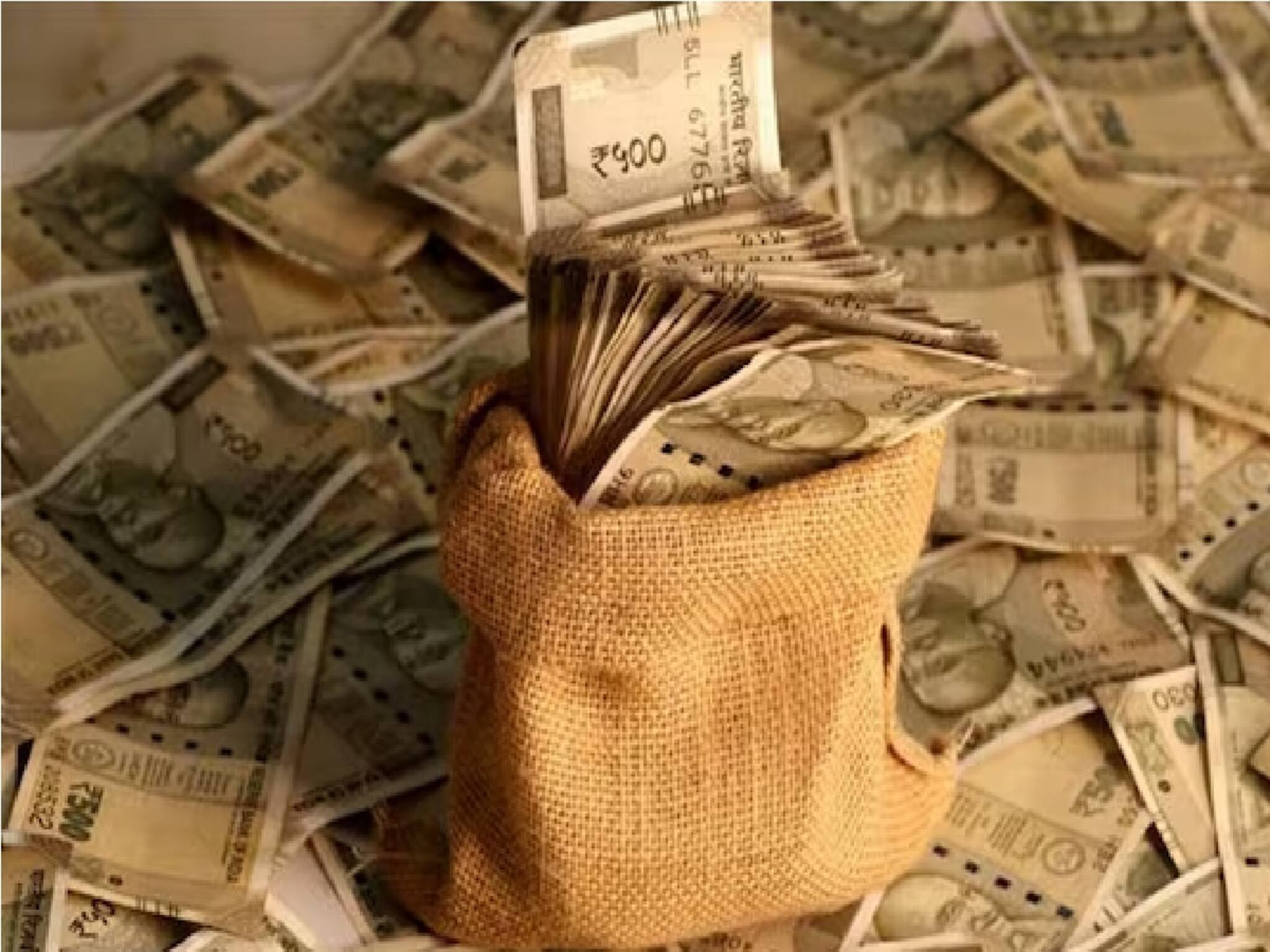 টাকার অভাব দুঃস্বপ্নেও উঁকি দেবে না,কাঁড়ি কাঁড়ি টাকা,গুছিয়ে রাখাই দায়,কীভাবে