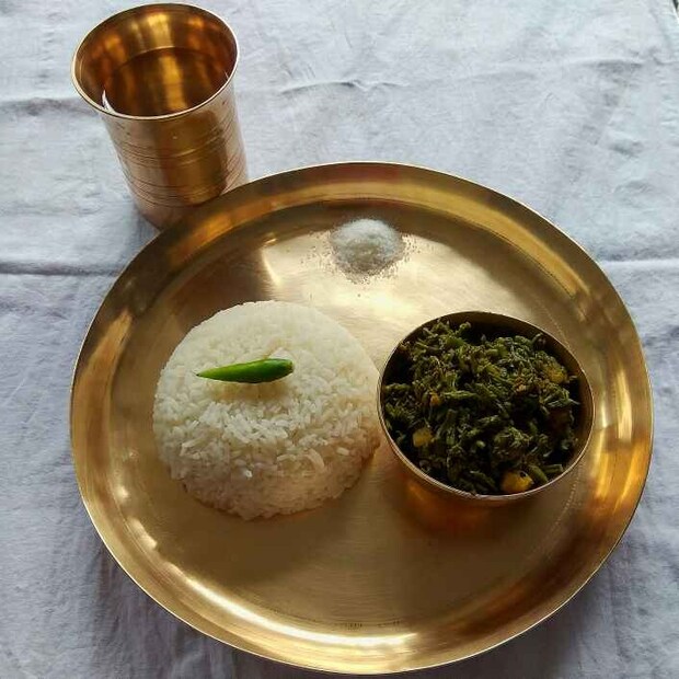 যদি এই শাক বেশি খেলে সোডিয়াম বৃদ্ধির কারণে হৃদস্পন্দন বেড়ে যায়, তবে এই রেসিপিটি হৃদস্পন্দনের ভারসাম্য বজায় রাখতেও সাহায্য করে। ভিটামিন সি এর কারণে এর হালকা মিষ্টি স্বাদ আসে।