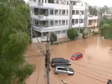 বৃষ্টিতে বিপর্যস্ত দুই রাজ্য। ছবি- এক্স