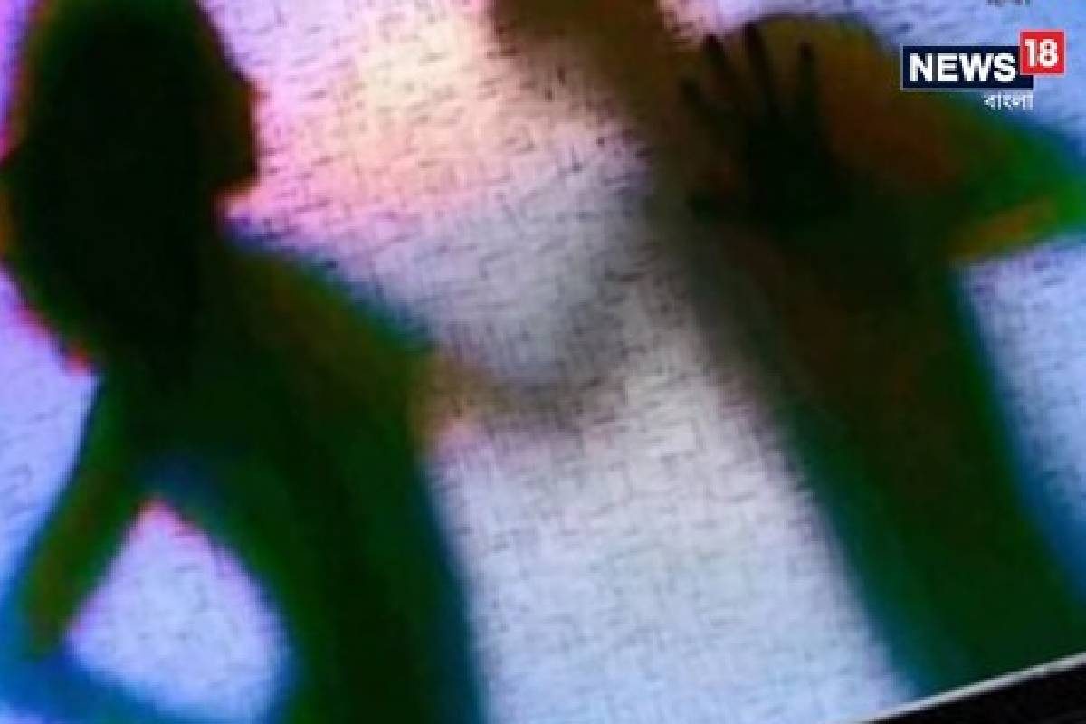 ঘনিষ্ঠতার জন্য কলগার্ল বুকিং যুবকের, তরুণীর পরিণতি দেখে হতবাক পুলিশ ঘনিষ্ঠতার জন্য কলগার্ল বুকিং যুবকের, তরুণীর পরিণতি দেখে হতবাক পুলিশ