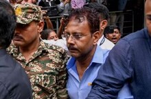 সন্দীপ ঘোষকে তাক করে উড়ে এল চটি! সঙ্গে চোর চোর স্লোগান