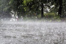 বজ্রবিদ্যুৎ-বৃষ্টি কাঁপাবে ১৩ রাজ্য...! হলুদ-কমলা সতর্কতা! কী হতে চলেছে বাংলায়?