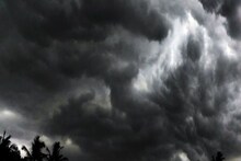 IMD-র বিরাট আপডেট! আগামী ৪৮ ঘণ্টা রাজ্যে রাজ্যে ভারী বৃষ্টি! কী সতর্কতা বাংলায়?