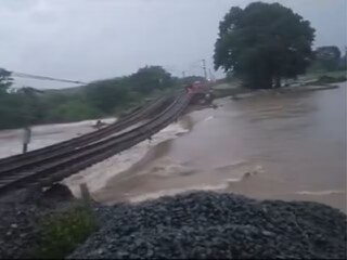 তেলেঙ্গানায় জারি বৃষ্টিপাতের কমলা সতর্কতা
