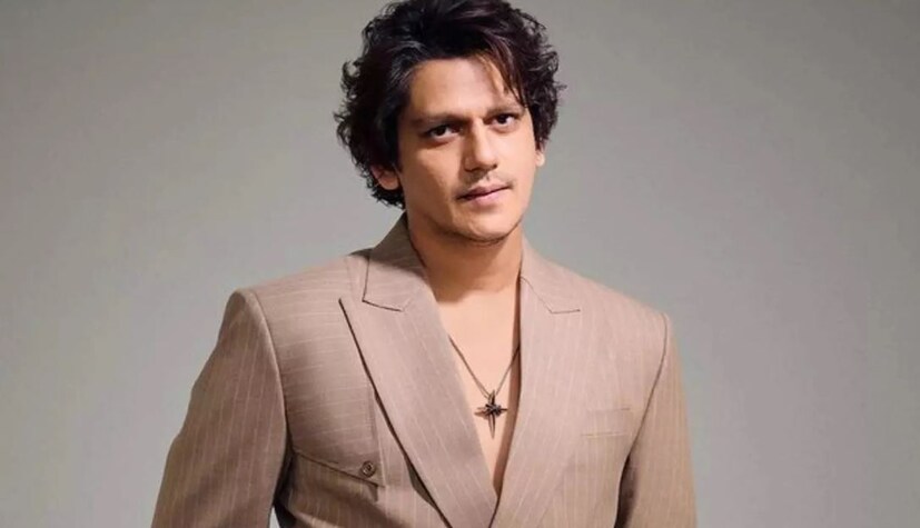 বিজয় ভার্মার এখনও পর্যন্ত কোনও একক হিট ছবি নেই। তিনি প্রথম নজর কাড়েন অমিতাভ বচ্চনের ছবি পিঙ্ক-এ। এর পর তাঁকে দেখা যায় গলি বয়, বাঘি ৩-এ। আলিয়া ভাটের ডার্লিংস ছবিতে তাঁর অভিনয় খুবই প্রসংশিত হয়। যদিও বিজয় ভার্মা এখনও চলচ্চিত্রে একজন প্রধান অভিনেতা হিসাবে নিজেকে প্রতিষ্ঠিত করতে সক্ষম হননি, তিনি ওটিটি জগতে বেশ হিট। এ পর্যন্ত তাঁকে দেখা গেছে ওয়েব সিরিজ 'মির্জাপুর' (2020), এবং 'দহদ' (2023), 'কালকুট' (2023) এবং 'জানে জান' (2023) ছবিতে। 