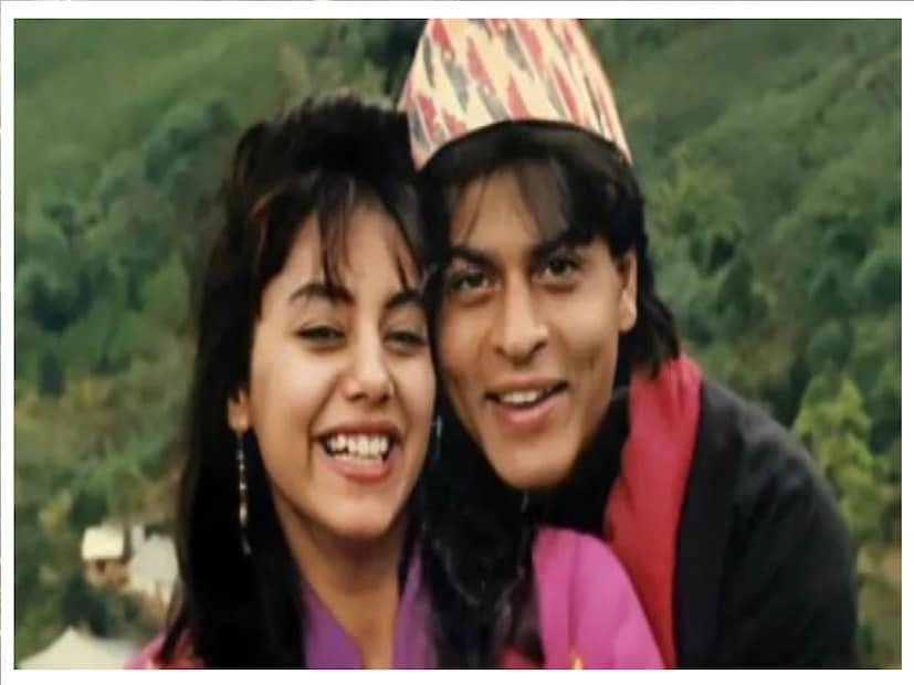 শেষ পর্যন্ত দার্জিলিংয়েই হয়েছিল শাহরুখ-গৌরীর হানিমুন। এই সেই হানিমুনের ভাইরাল ছবি।