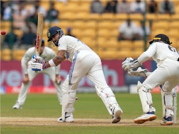 টেস্টে ৯০০০ রানের মালিক বিরাট কোহলি- Photo- AP 