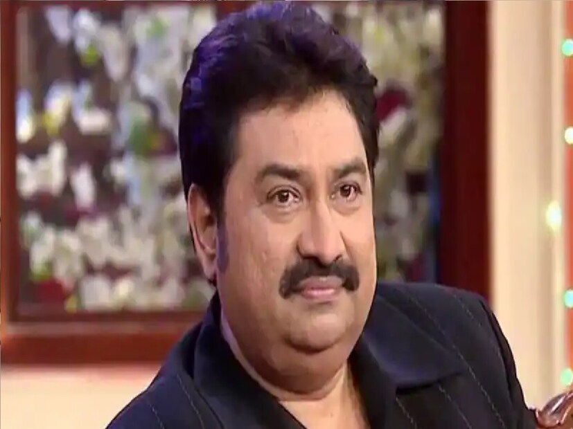 শানুর কণ্ঠ শুনে মুগ্ধ হয়েছিলেন মীনাক্ষী। ছবির প্রিমিয়ারের সময় তাই গায়কের সঙ্গে আলাপ জমিয়েছিলেন মীনাক্ষী। শানুকে নিজের অজান্তেই ভাল লেগে যায় অভিনেত্রীর।