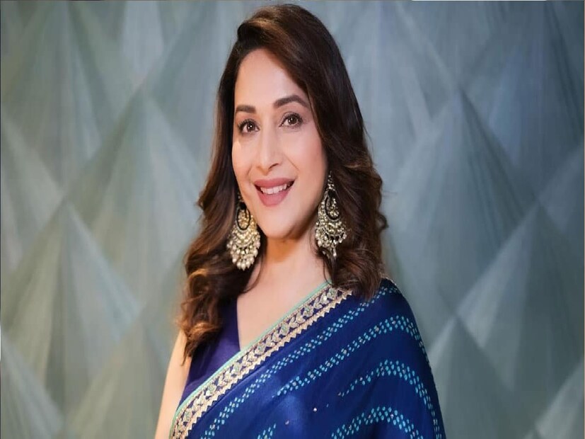 নিয়মিত হার্বাল চা পান করেন মাধুরী। এটি হাড় ভাল রাখে, কোলেস্টরল কমায় ও স্মৃতিশক্তি ভাল রাখে।