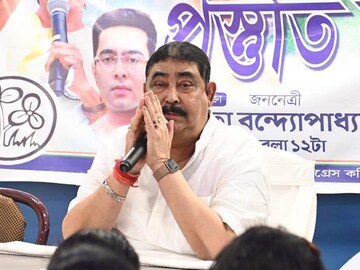 মমতার সফর শেষের পরই বিরাট চমক! ফের 'স্বমহিমায়' অনুব্রত মণ্ডল! এমন ঘটনা ঘটল, জেলায় শোরগোল