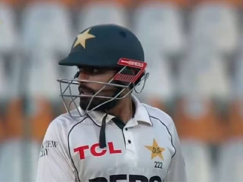 খারাপ খেলার জন্য দ্বিতীয় টেস্টে দল থেকে বাদ পড়তে পারেন শাহিন শাহ আফ্রিদিও। তিনিও দীর্ঘ দিন ধরেই ছন্দে নেই। দ্বিতীয় টেস্টে বেশ কিছু পরিবর্তন হতে পারে দলে। প্রতীকী ছবি।