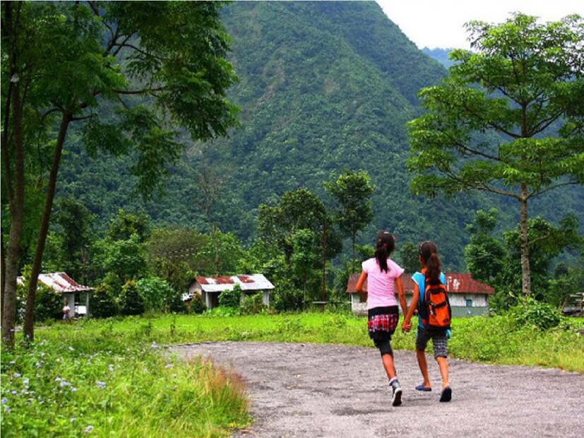 *দার্জিলিং মোড় বা এনজেপি অথবা তেনজিং নোরগে বাস টার্মিনাস থেকে আপনি শেয়ার গাড়িতে মিরিক আসতে পারেন। এরপর সেখান থেকে গাড়ি ভাড়া করে বুনকুলুং। দার্জিলিং থেকে মিরিক, সৌরিনী হয়েও বুনকুলুং আসা যায়। ফাইল ছবি। 