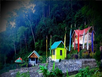 নির্জনতা-অ্যাডভেঞ্চার ভালবাসলে এই জায়গা আপনার জন্যই,দিওয়ালির ছুটিতে চুটিয়ে ঘুরুন নির্জনতা-অ্যাডভেঞ্চার ভালবাসলে এই জায়গা আপনার জন্যই,দিওয়ালির ছুটিতে চুটিয়ে ঘুরুন